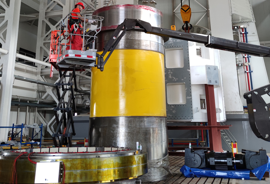 SHCM Plain Bearings Empower Goldwind to Build a World-Leading Wind Power Loading Test